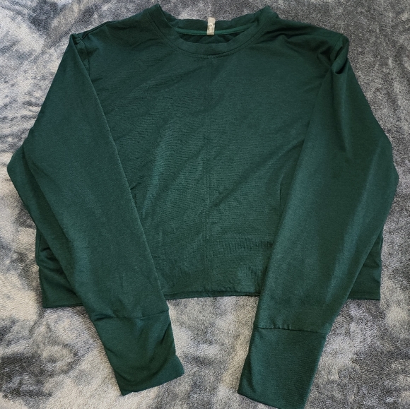 Mia Sport Crop Longsleeve Workout Shirt - Picture 2 of 4